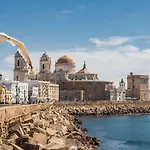 San Felipe Neri Free Parking By Time * 加的斯