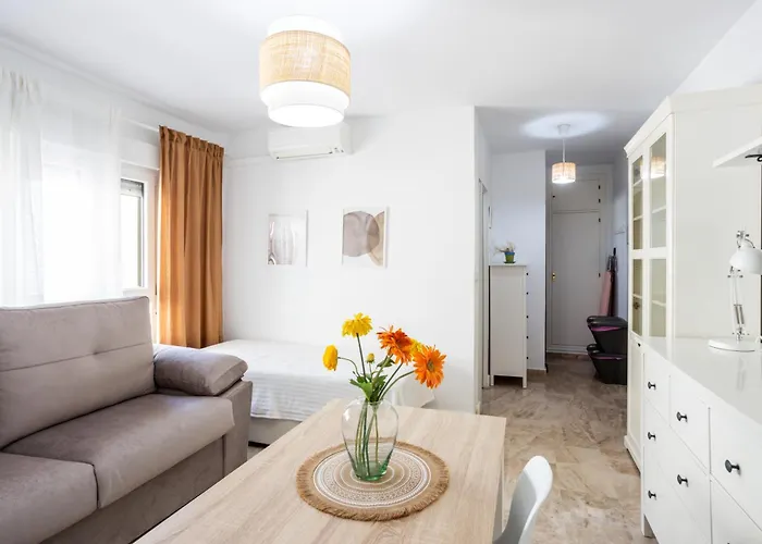 San Felipe Neri Free Parking By Time Cádiz